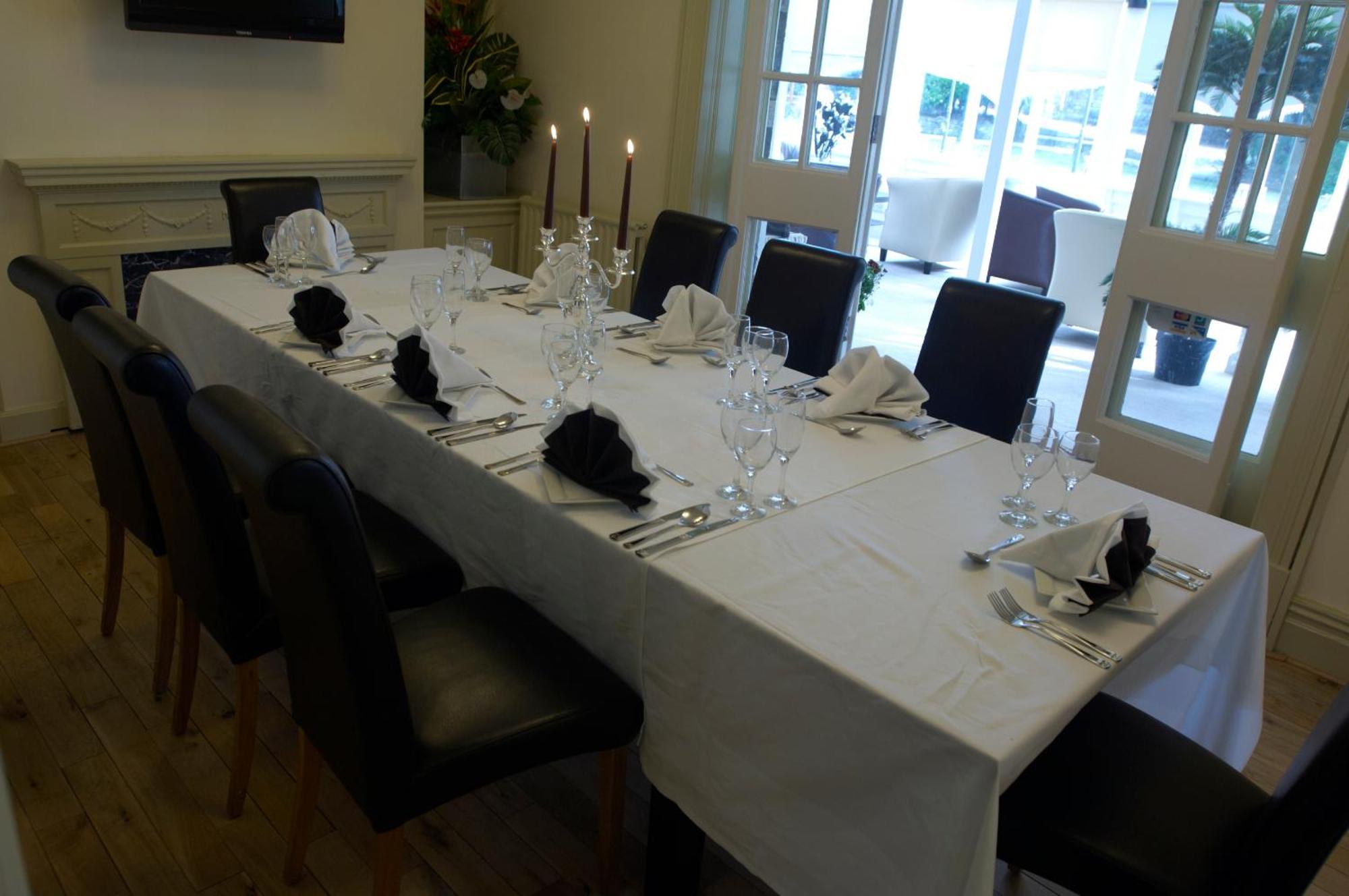 Dimple Well Lodge Hotel ウェイクフィールド エクステリア 写真